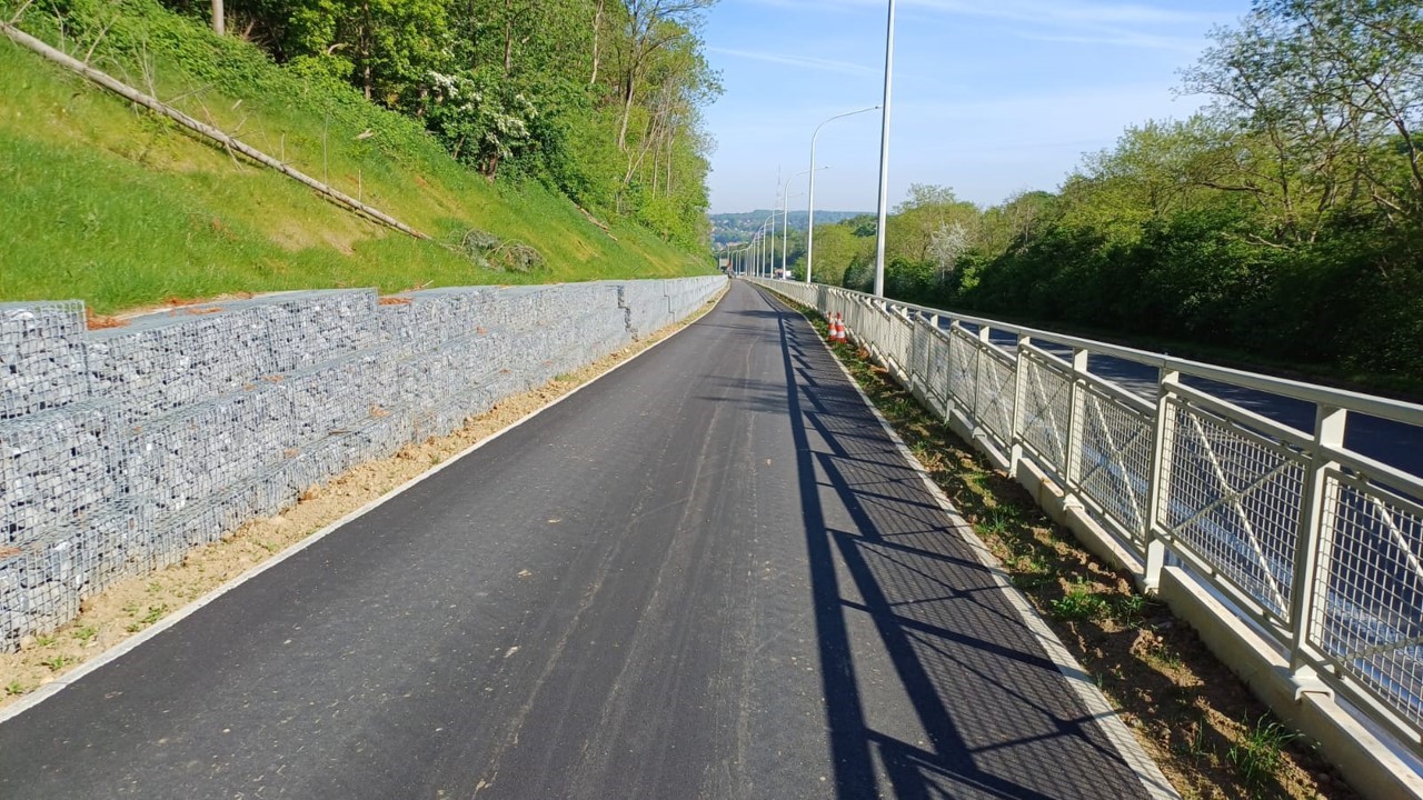Louvain-La-Neuve :  Inauguration d’un 1er tronçon cyclostrade le long de l’autoroute E411et de la N4